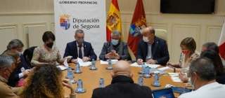 Cinco nuevos camiones para el futuro servicio de extinción provincial de Segovia