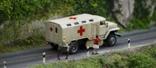 Ya ha salido para Ucrania una nueva remesa de tres ambulancias civiles, una civil blindada y una blindada BMR
