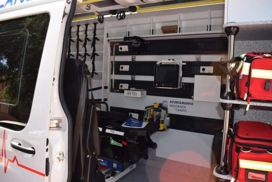 Protección Civil de Mejorada del Campo estrena una ambulancia de Mercedes-Benz