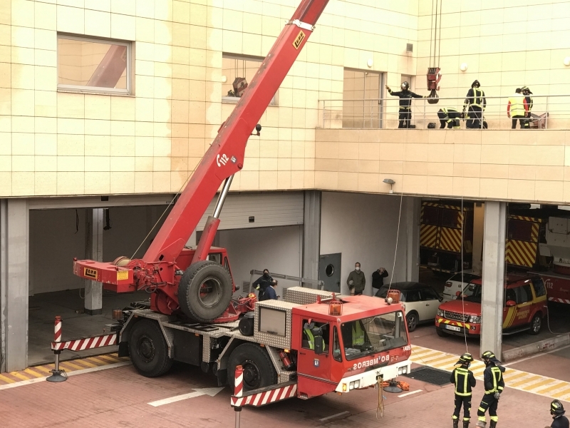 Equipos y vehículos en los cuerpos de bomberos para mover grandes cargas