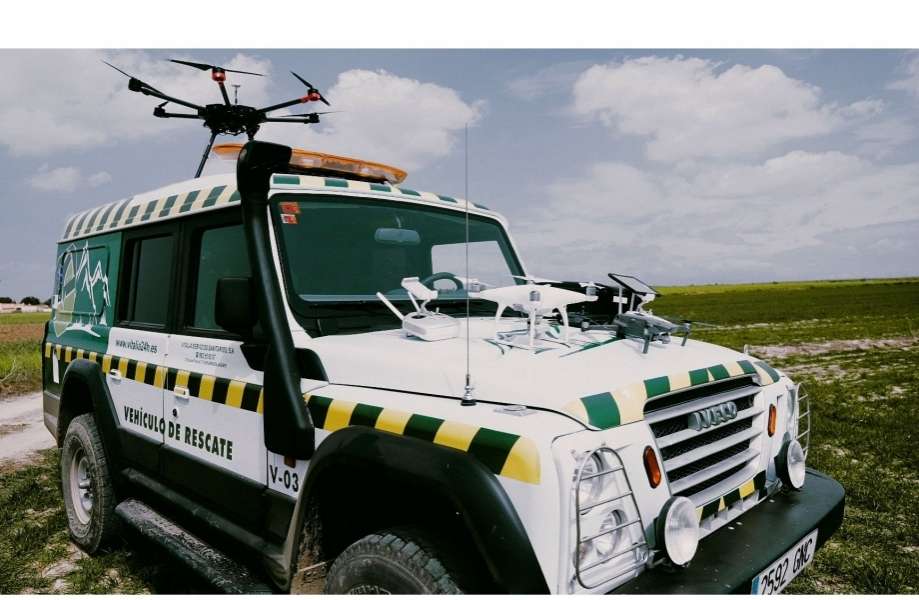 Avistadrone: Formación, gestión e ingeniería con drones en el área de emergencia