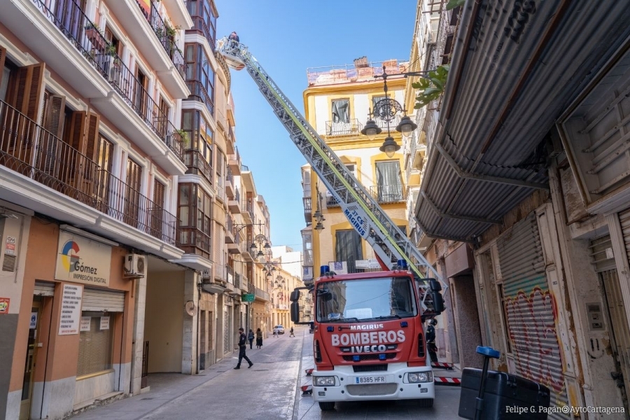 Los Bomberos de Cartagena modernizarán sus medios con una nueva autoescalera