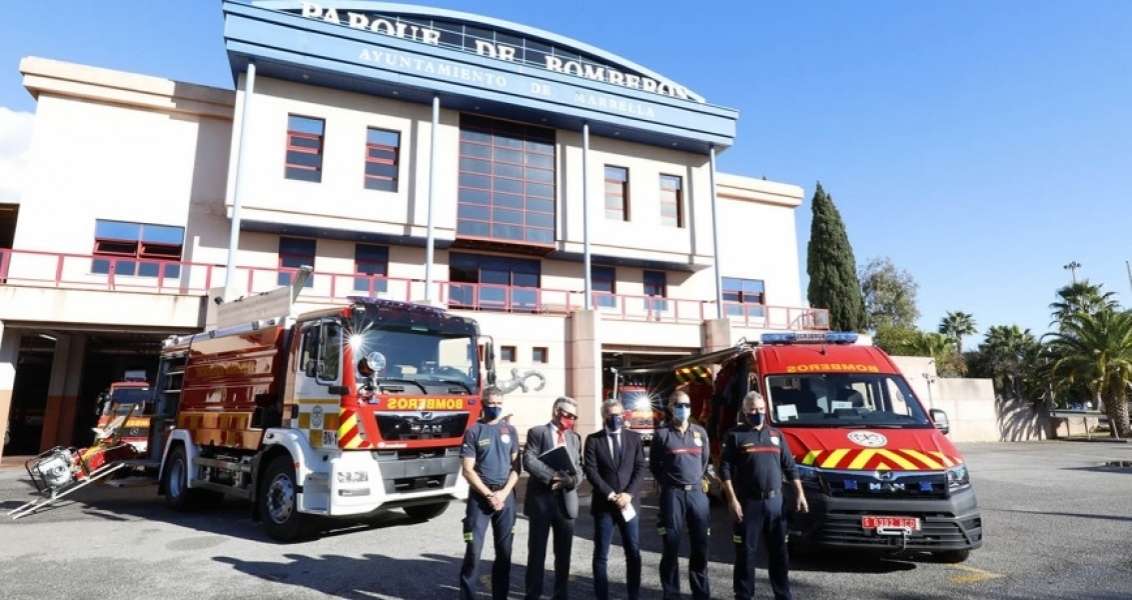 Nueva furgoneta y bomba urbana MAN para los bomberos de Marbella