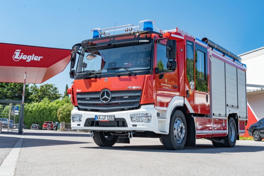 Ziegler entrega otros 3 camiones HLF 10 con chasis Daimler en Alemania