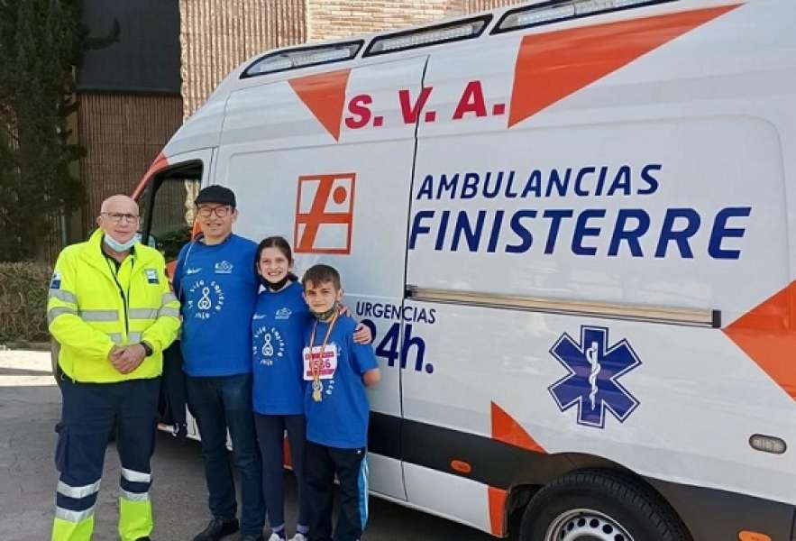 Ambulancias Finisterre formó parte de la Carrera y Marcha por la Mujer y la Vida