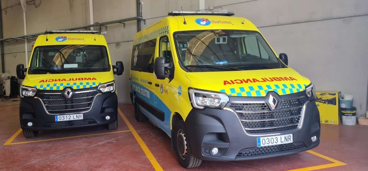Dos nuevas ambulancias Renault para Ambulancias Barbate