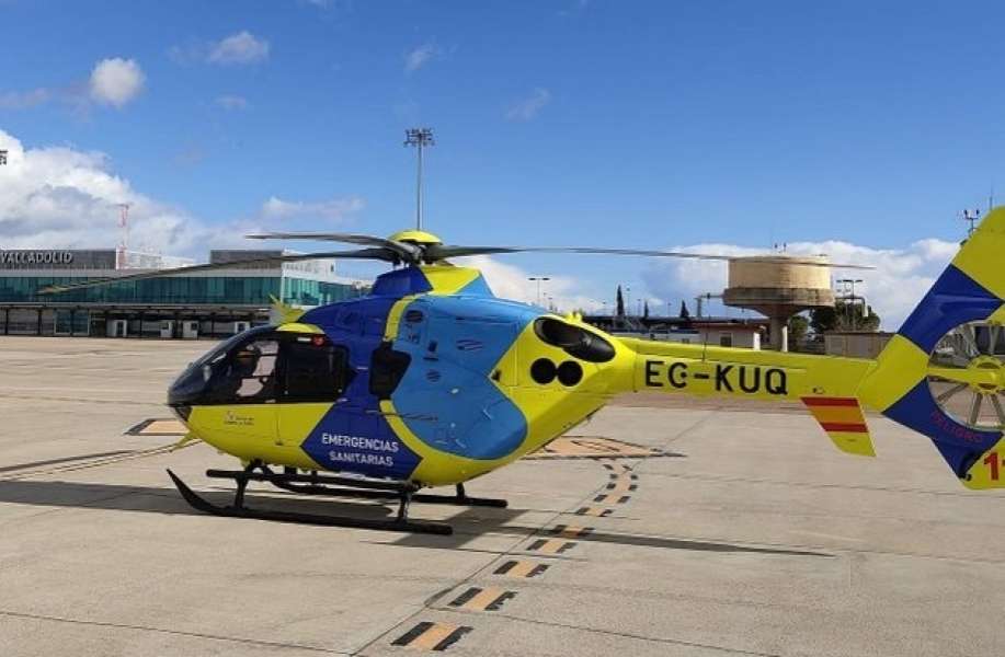 Nuevo helicóptero medicalizado de SACYL en Villanubla (Valladolid)