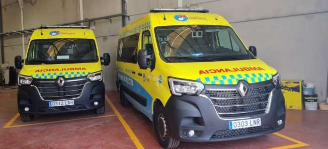 Dos nuevas ambulancias Renault para Ambulancias Barbate
