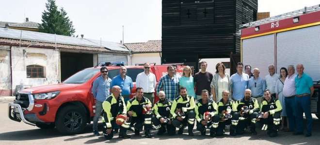 Nuevo vehículo pickup para los bomberos de Herrera de Pisuerga